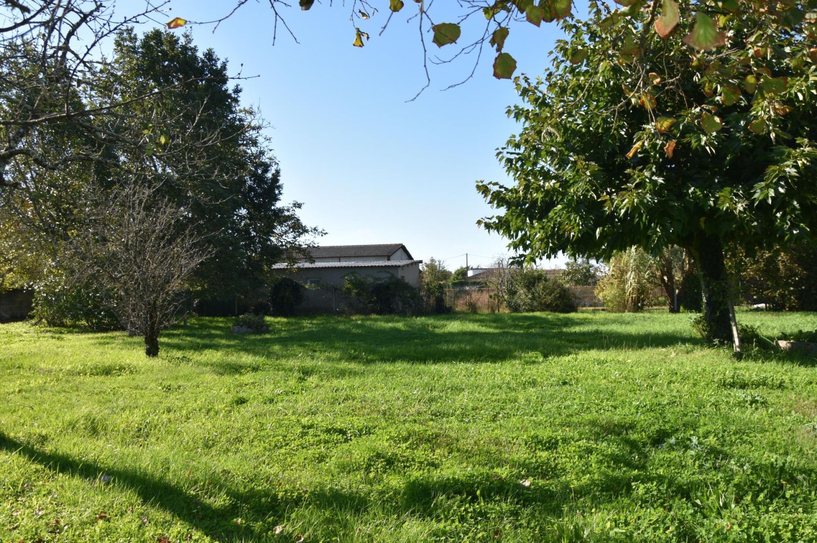 Terrain à bâtir de 487 m² à MARGAUX (33)