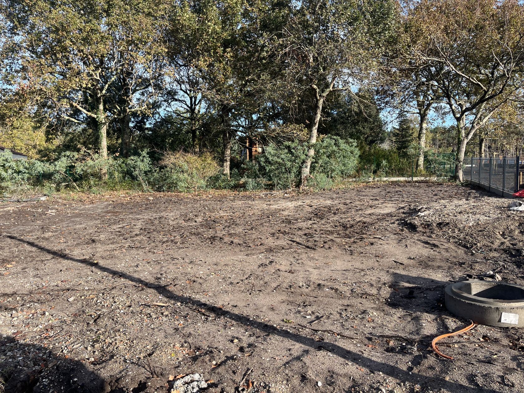 Terrain à bâtir de 630 m² à HOURTIN (33)
