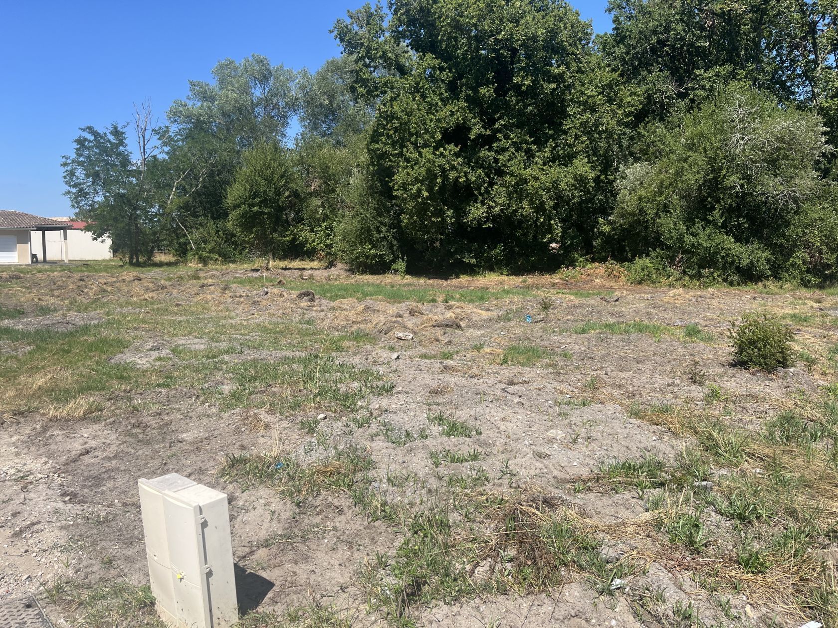 Terrain à bâtir de 643 m² à MOULIS-EN-MEDOC (33)