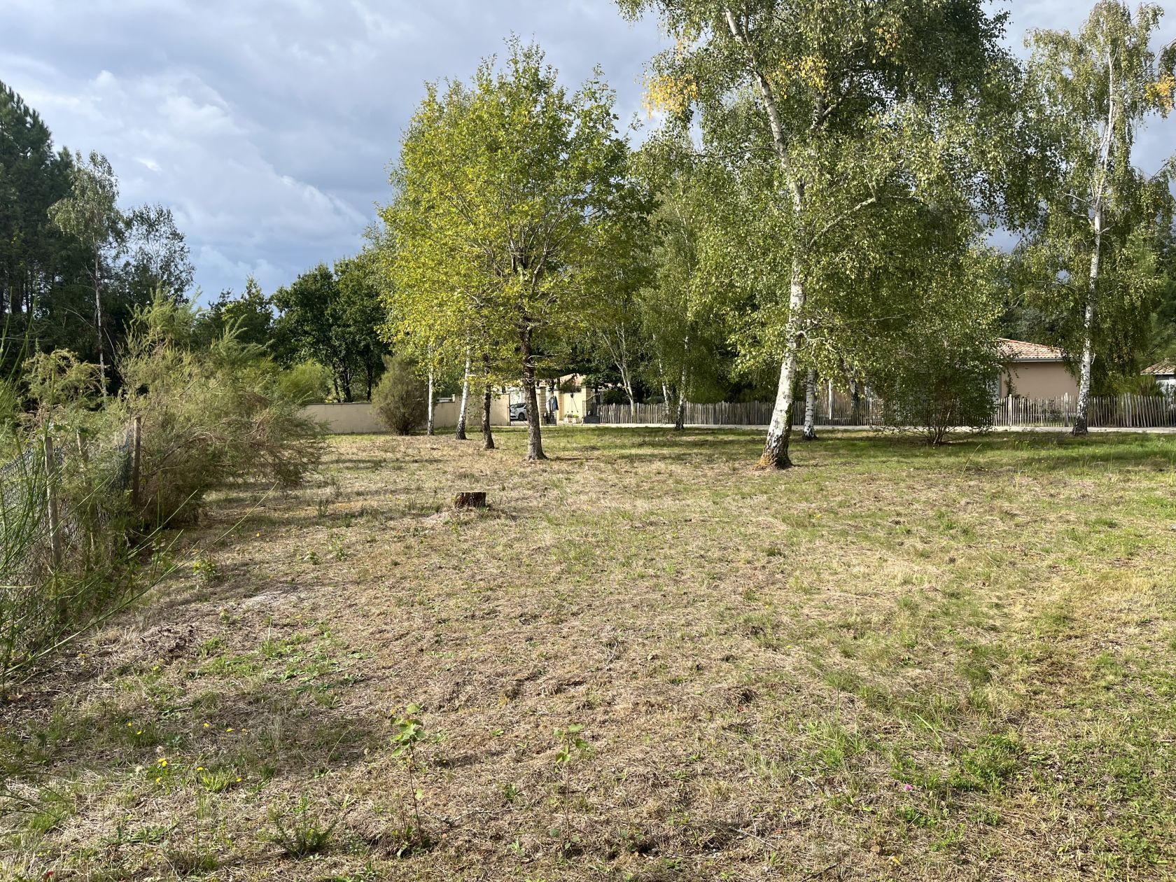 Terrain à bâtir de 1094 m² à VENSAC (33)