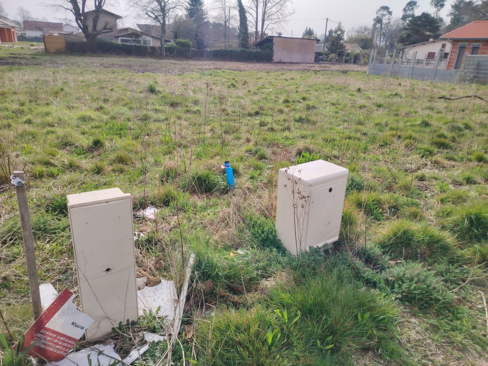 Terrain à bâtir de 700 m² à SAINT-MAGNE (33)