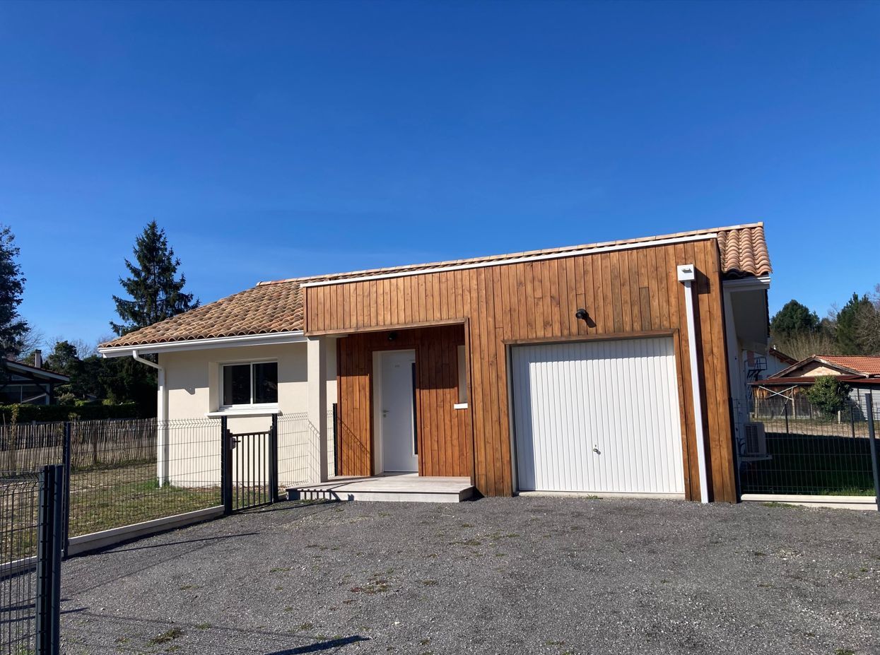 Maison neuve de  98.65 m² et garage de 16 m² sur terrain de 780 m² à SANGUINET (40)