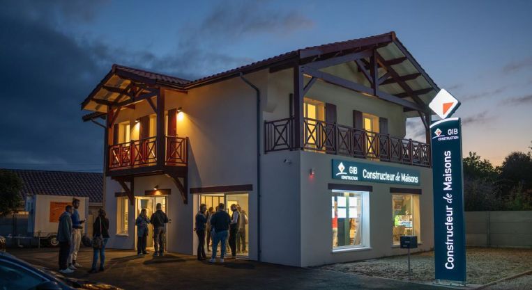 Maison neuve de  119.65 m² sur un  terrain de 930m2  à SANGUINET (40) - visuel 2