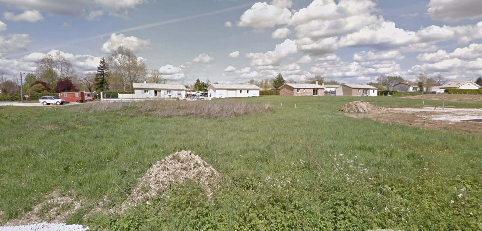 Terrain à bâtir de 417 m² à PEUJARD (33)