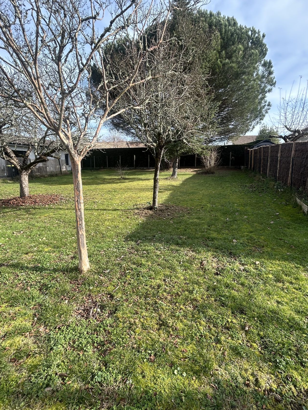 Terrain à bâtir de 482 m² à CARIGNAN-DE-BORDEAUX (33)
