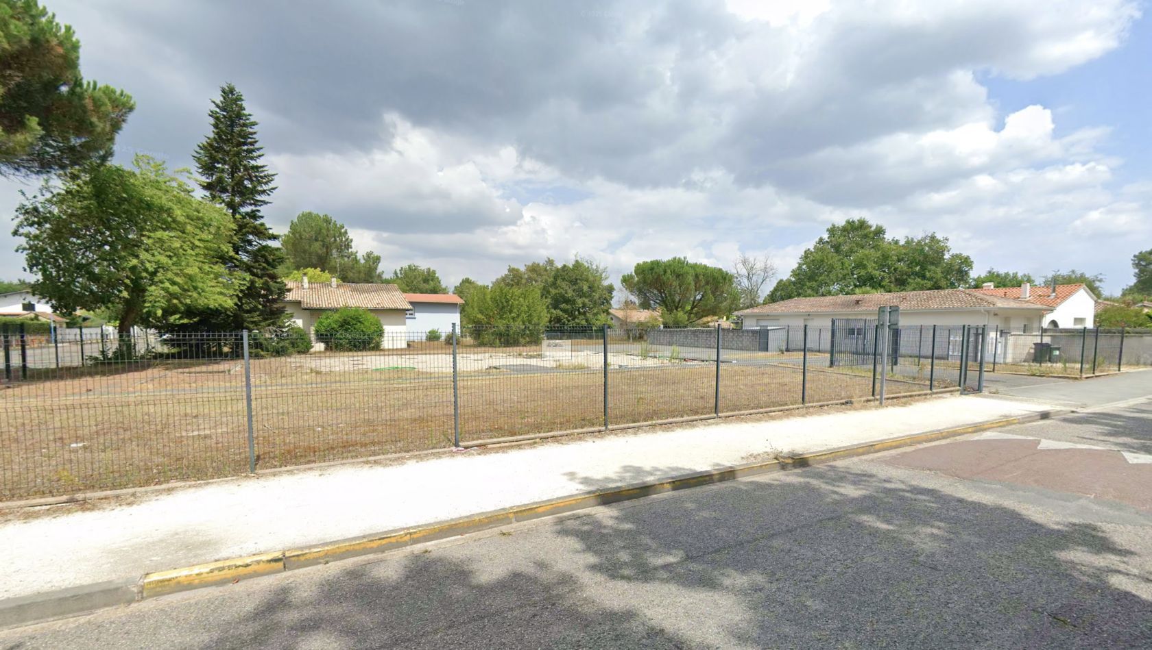 Projet de construction d'une maison 90 m² avec terrain à SAINT-JEAN-D'ILLAC (33) - visuel 7