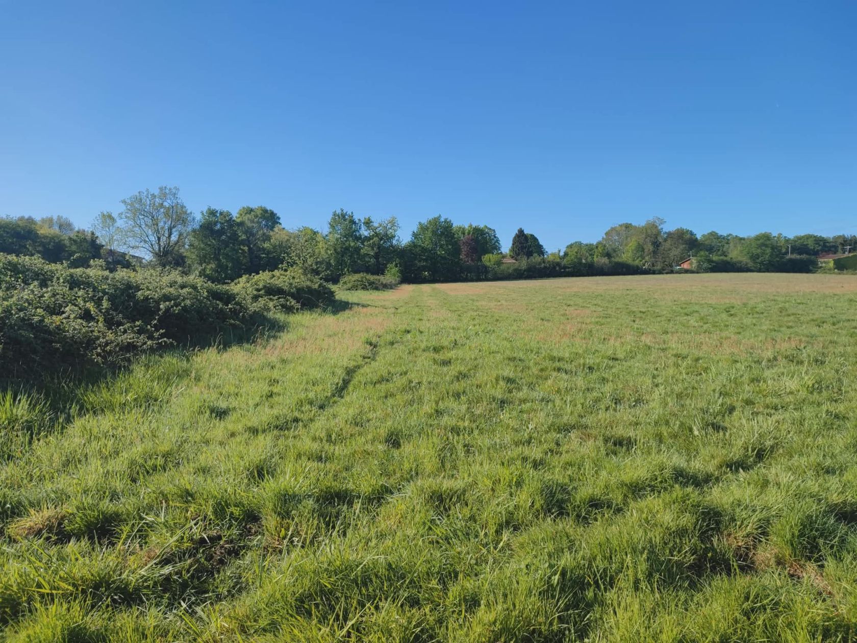 Terrain à bâtir de 386 m² à CREON (33)
