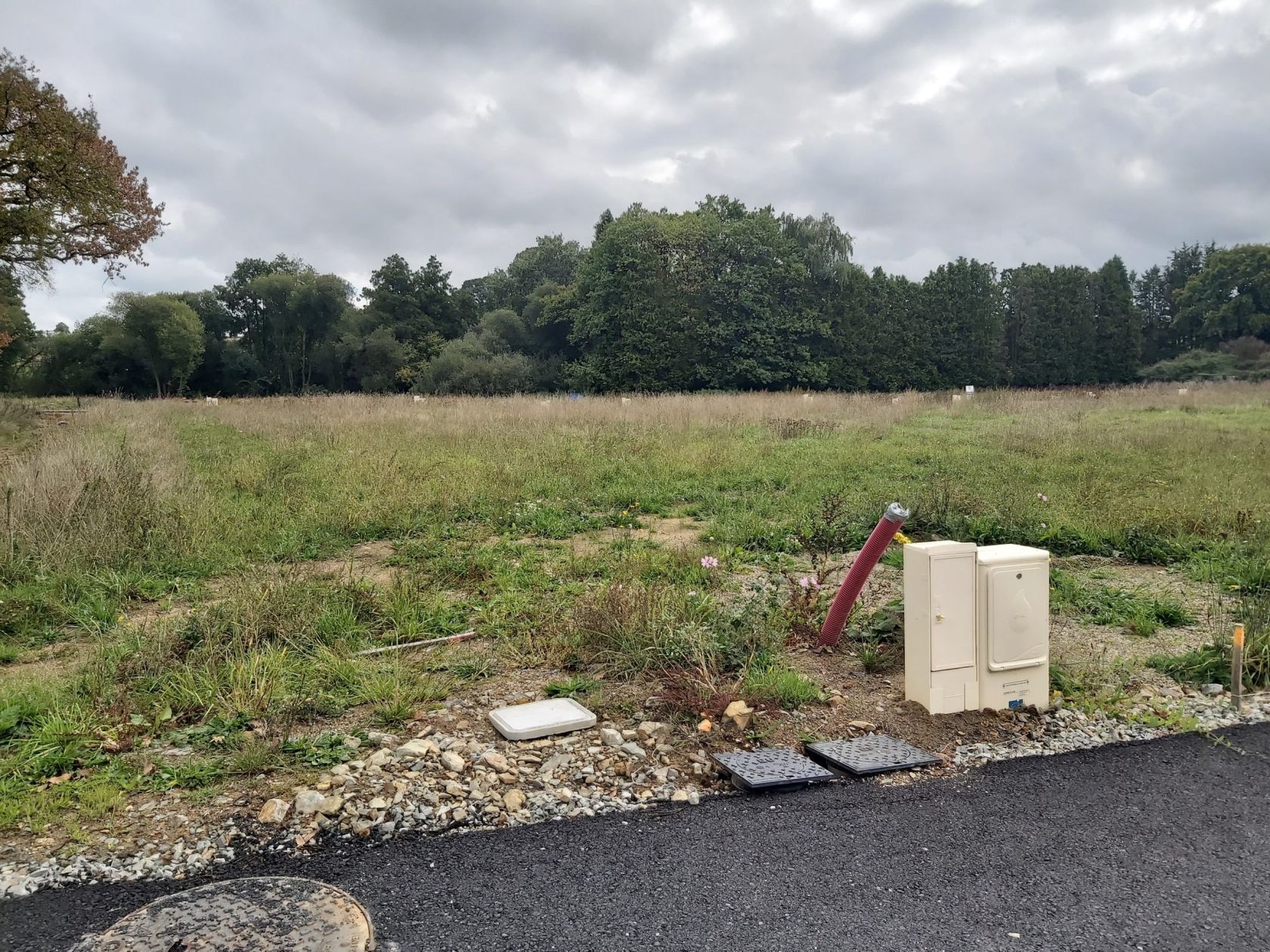 Terrain à bâtir de 610 m² à SAINT-PIERRE-D'AURILLAC (33)