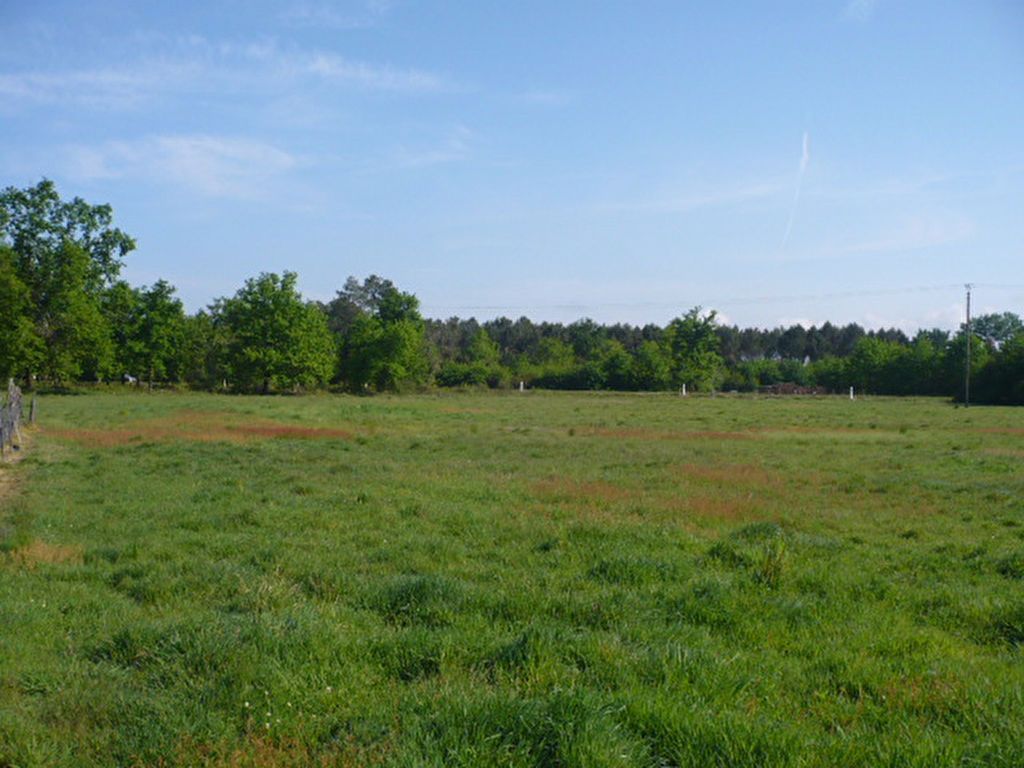 Terrain à bâtir de 1791 m² à GAURIAGUET (33)