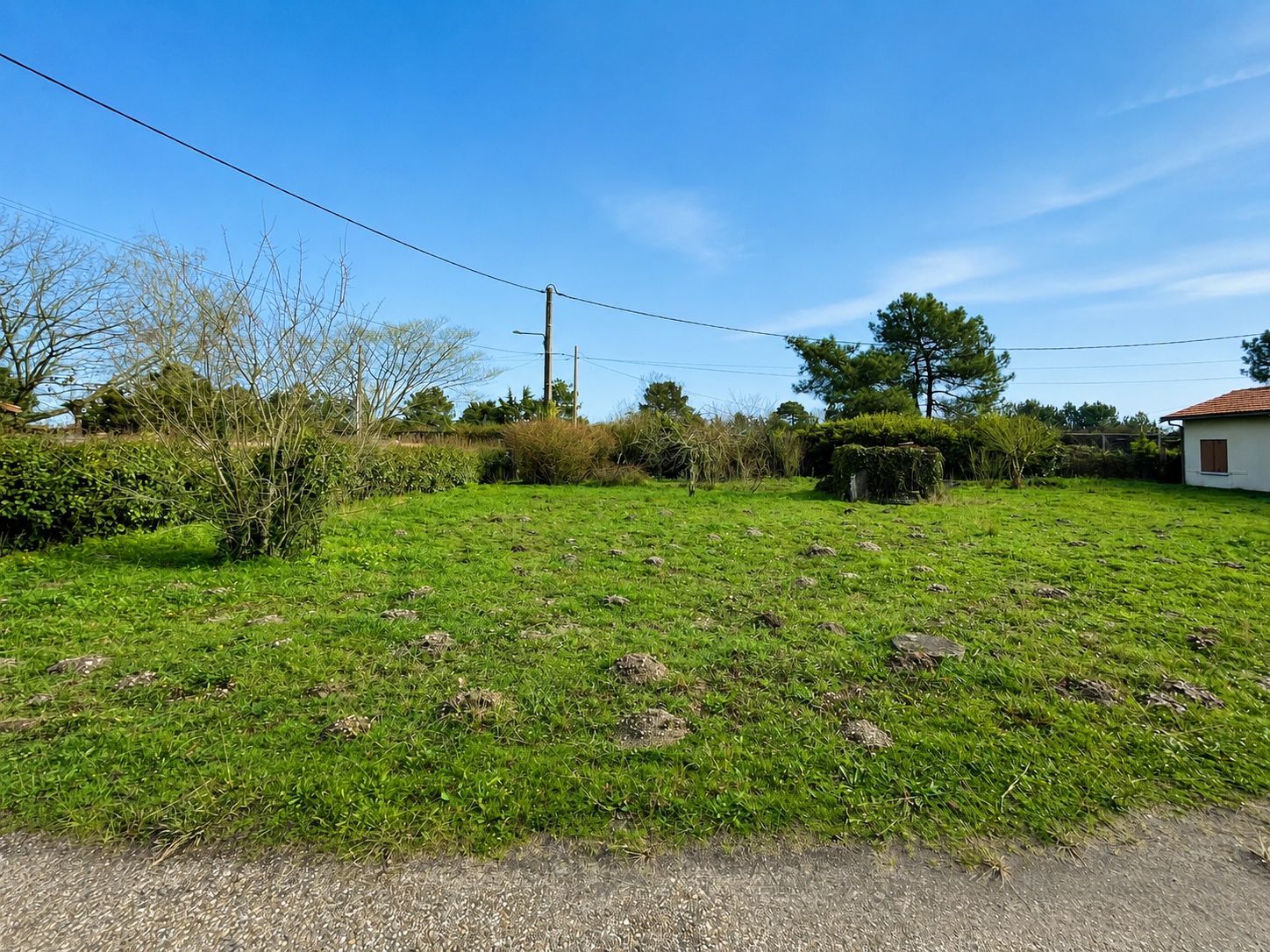 Terrain à bâtir de 750 m² à CADAUJAC (33)