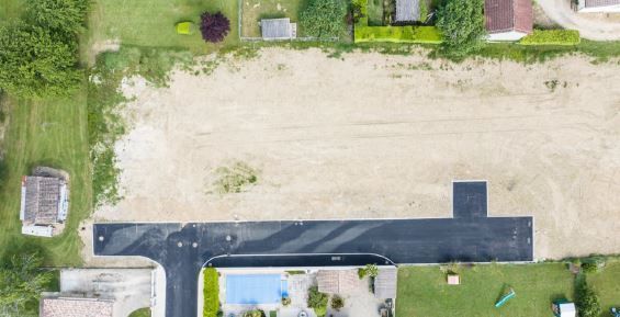 Terrain à bâtir de 863 m² à SAINT-PIERRE-DE-MONS (33) - visuel 2