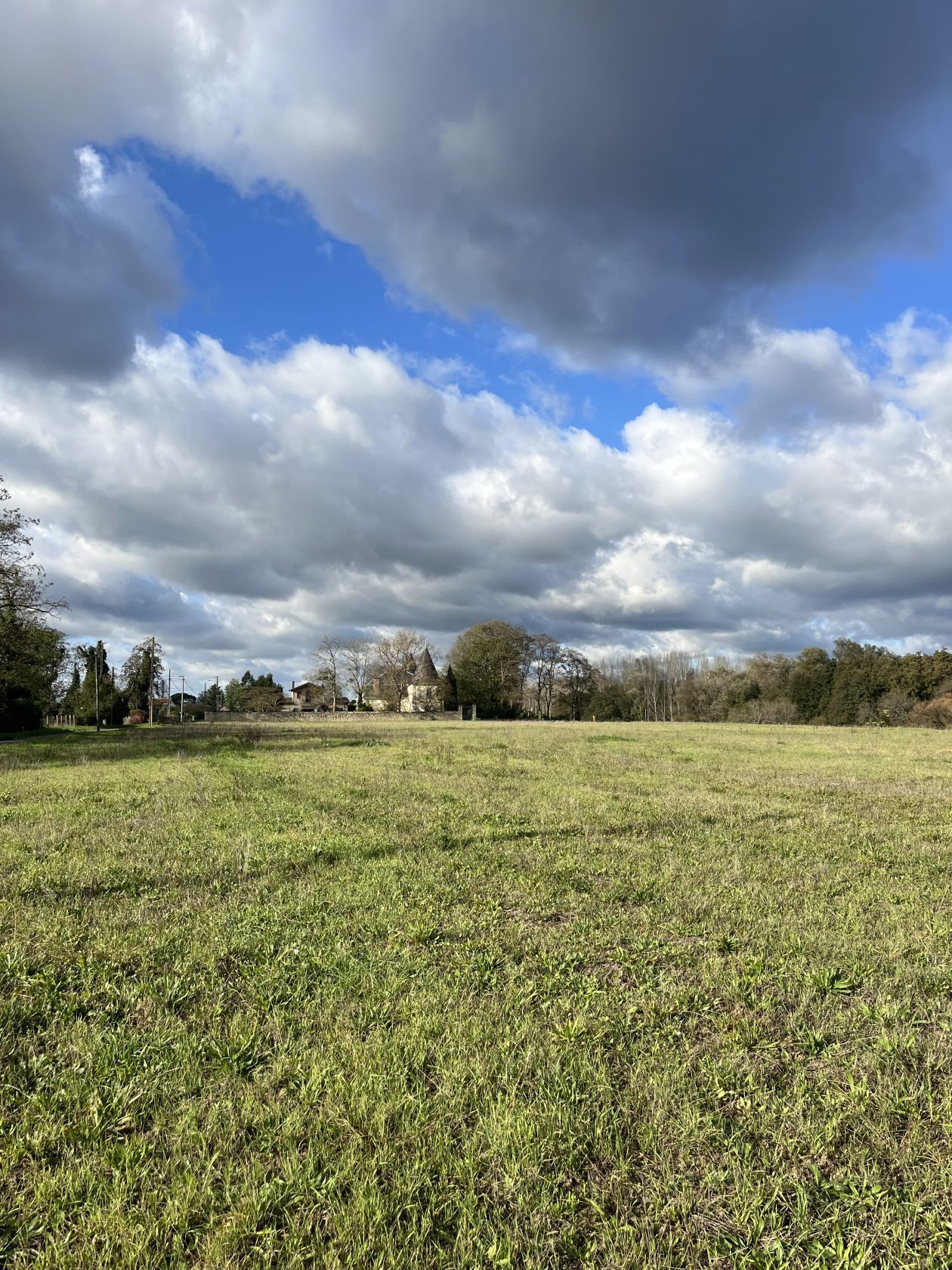 Terrain à bâtir de 600 m² à ARBANATS (33)