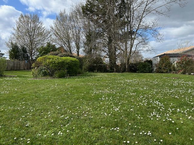 Terrain à bâtir de 415 m² à LEOGNAN (33) - visuel 2