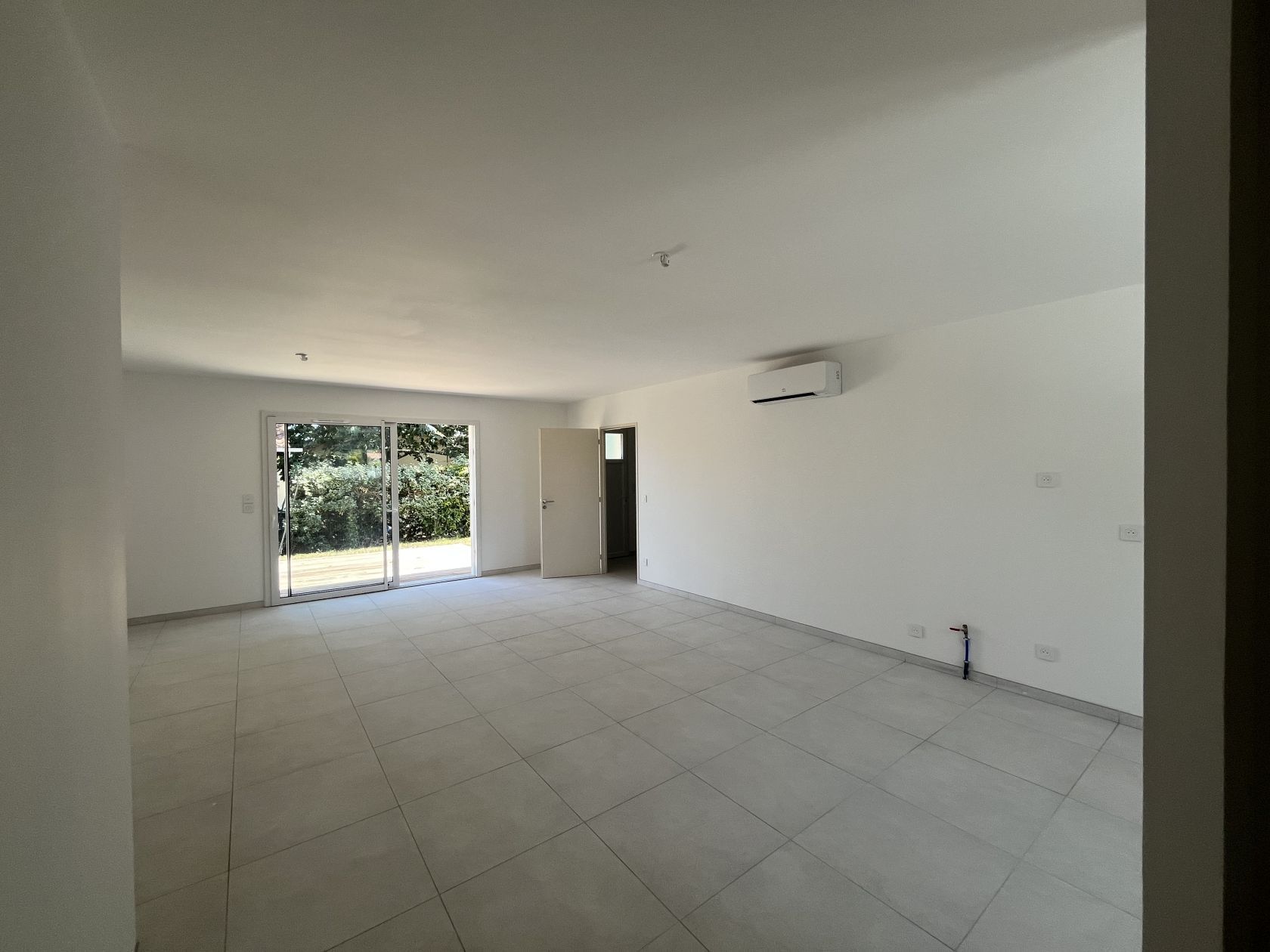Maison 92 m² avec garage à PODENSAC (33) - visuel 3