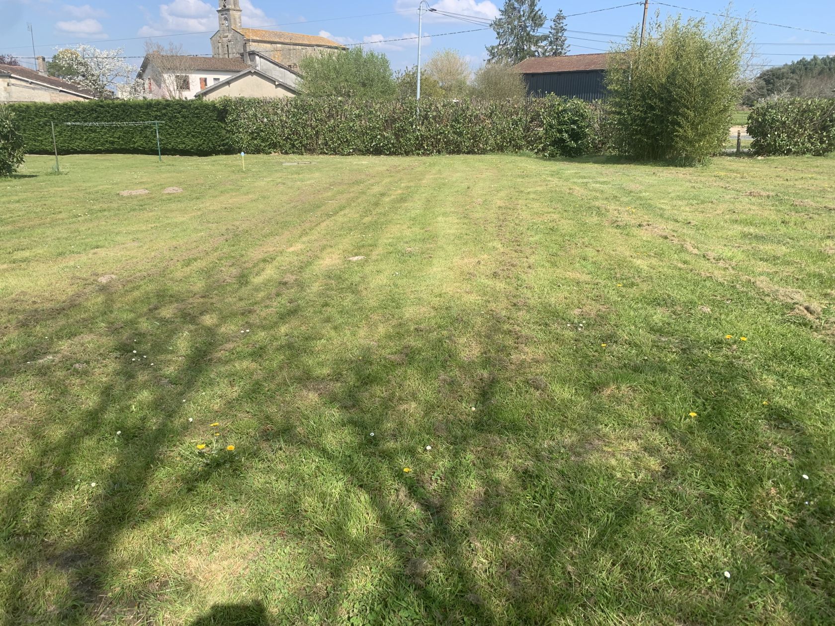 Terrain à bâtir de 550 m² à ROAILLAN (33)