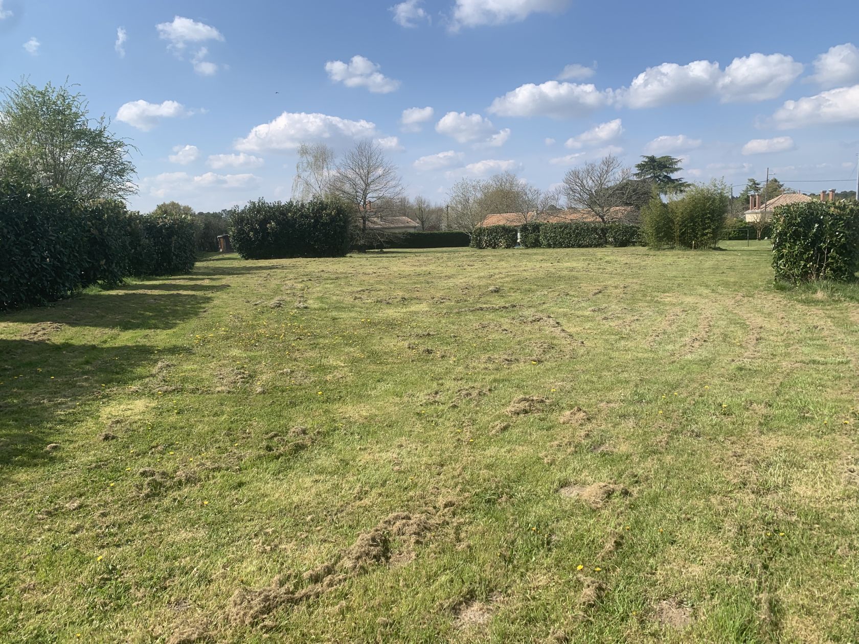 Terrain à bâtir de 1000 m² à SENDETS (33)