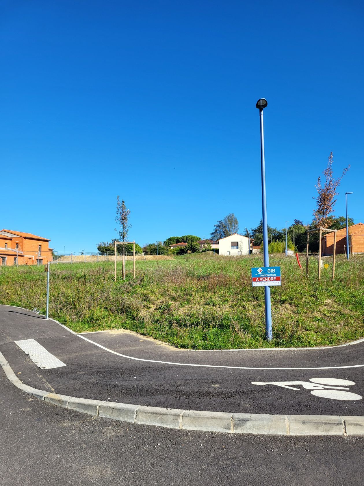 Terrain à bâtir de 610 m² à LE FAUGA (31)