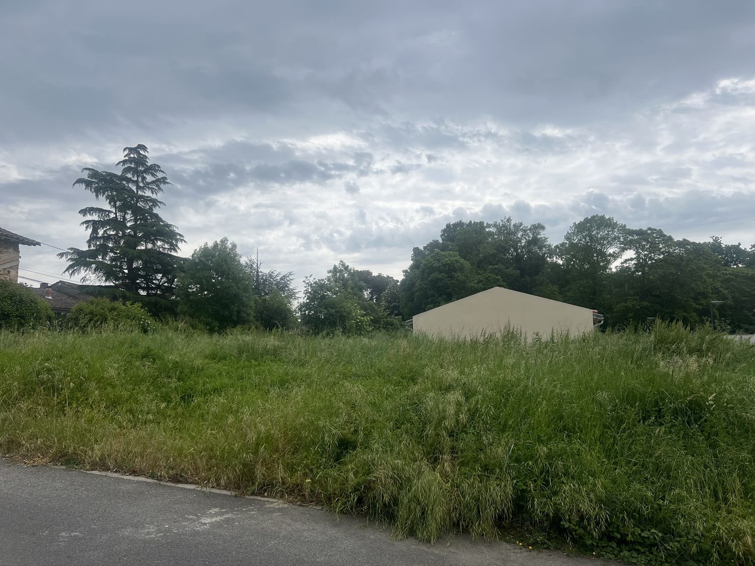 Terrain à bâtir de 498 m² à GRISOLLES (82)