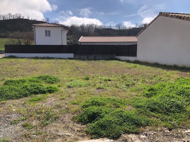 Terrain à bâtir de 400 m² à CAPENS (31)