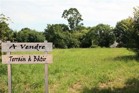 Terrain à bâtir de 990 m² à MERVILLE (31)