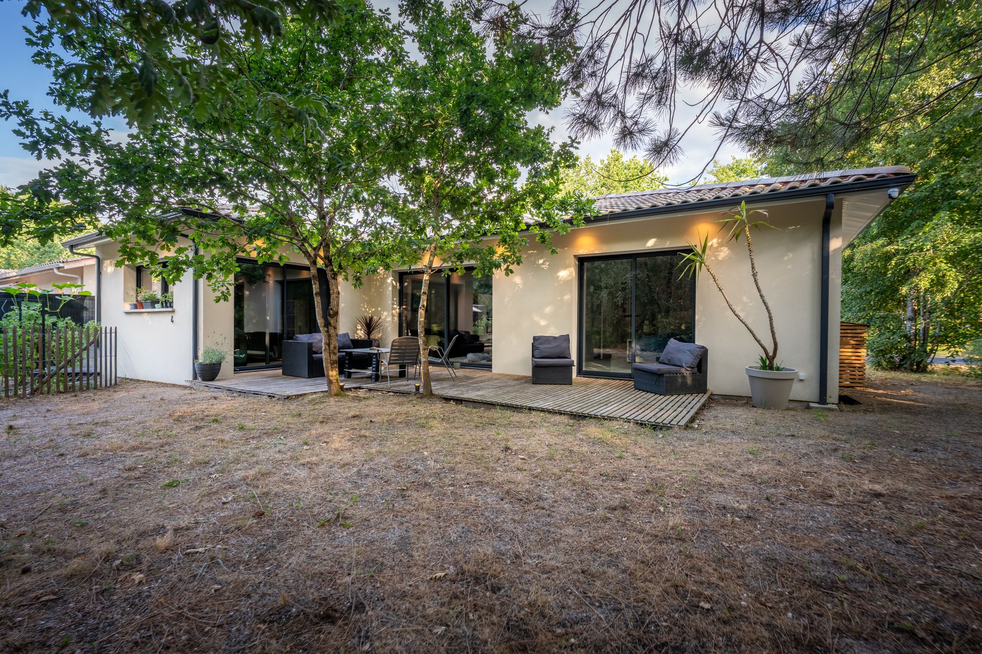 Maison contemporaine en L