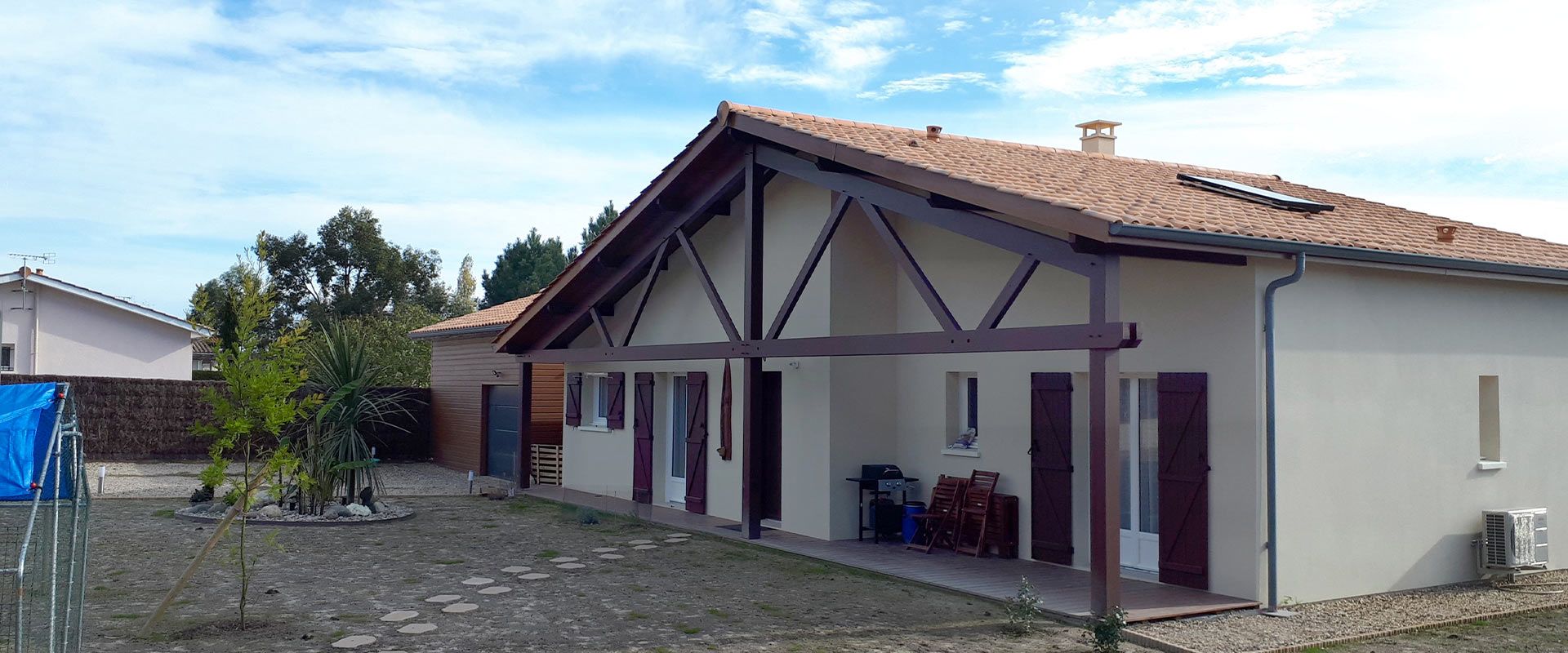 Maison traditionnelle poutres bois - visuel 1