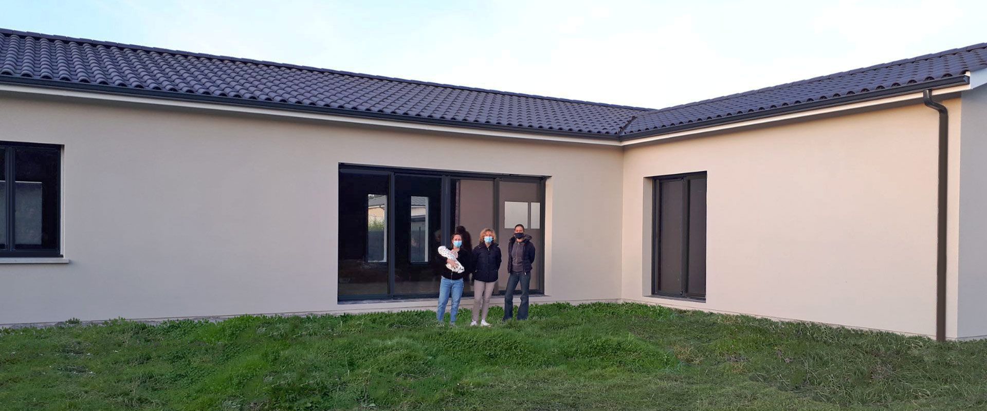 Grande maison plain pied en L - visuel 1