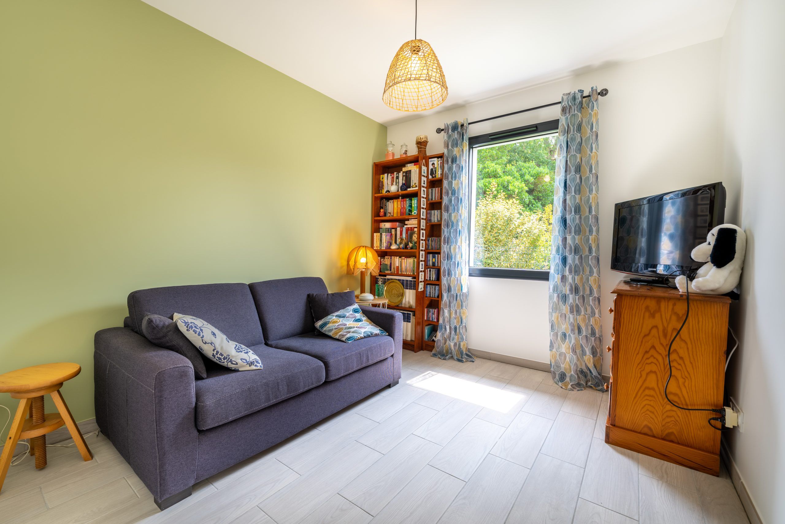 Maison lumineuse et moderne - visuel 11